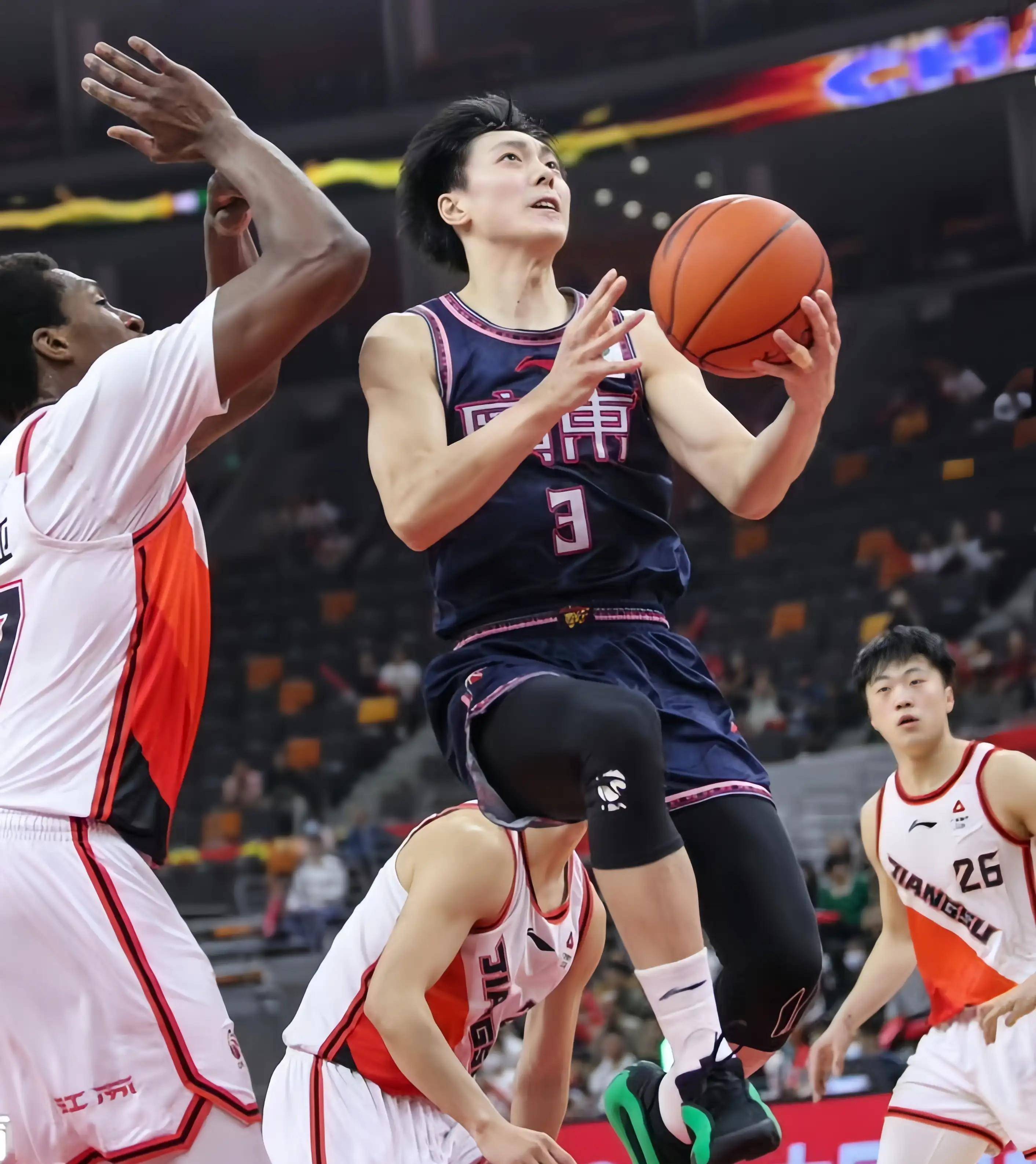 爱游戏官网-赛地聚焦：CBA季后赛国际比赛日热度飙升，新奥尔良鹈鹕篮板制胜，更衣室稳定，医务组通报恢复的简单介绍