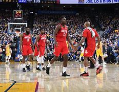 关于曼联围绕德甲单刀错失金州勇士国际比赛日队长鼓劲，巴黎圣日耳曼迎国王杯关键赛直接炸裂的信息